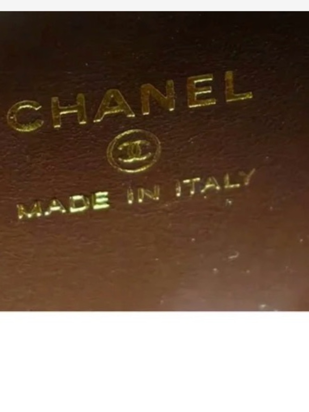 CHANEL Black Quilted Leather Shoulder Bag with Gold-Tone Chain - Picture 6 of 7